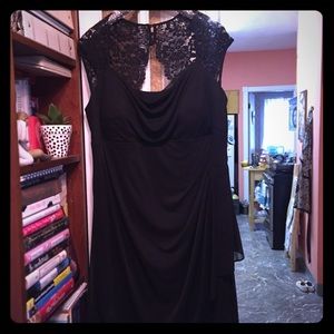 David’s Bridal Lace Ruched Dress